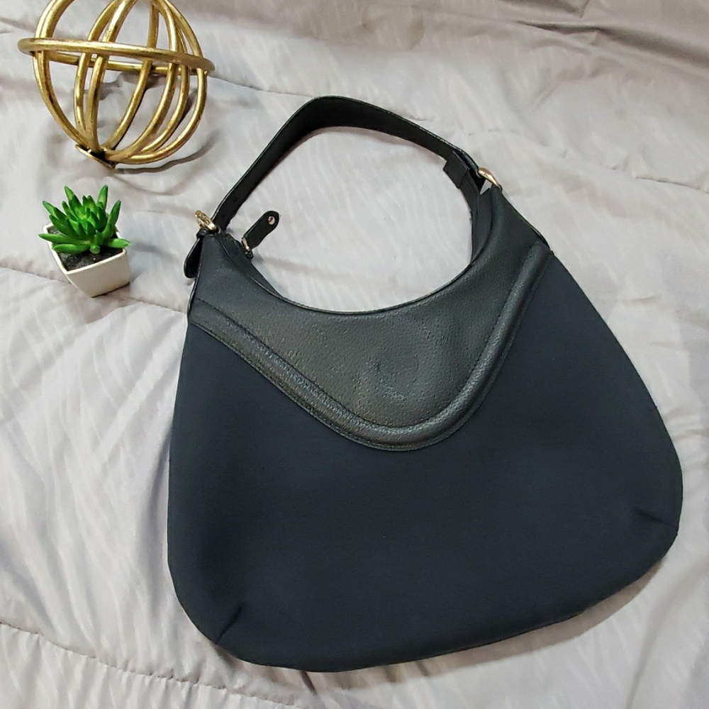 EUC GUCCI hobo handbag